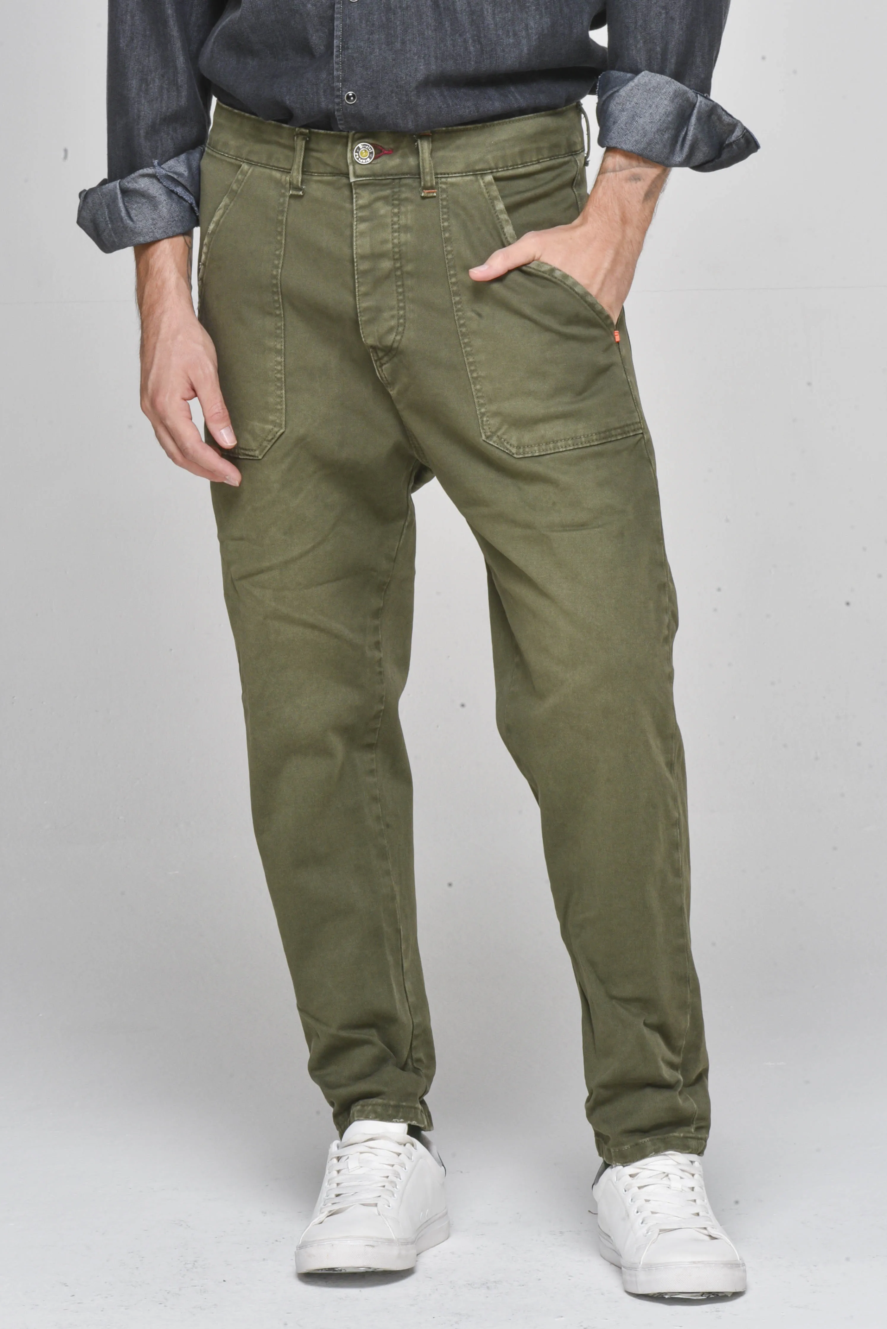 Pantaloni in cotone loose People FW22/23