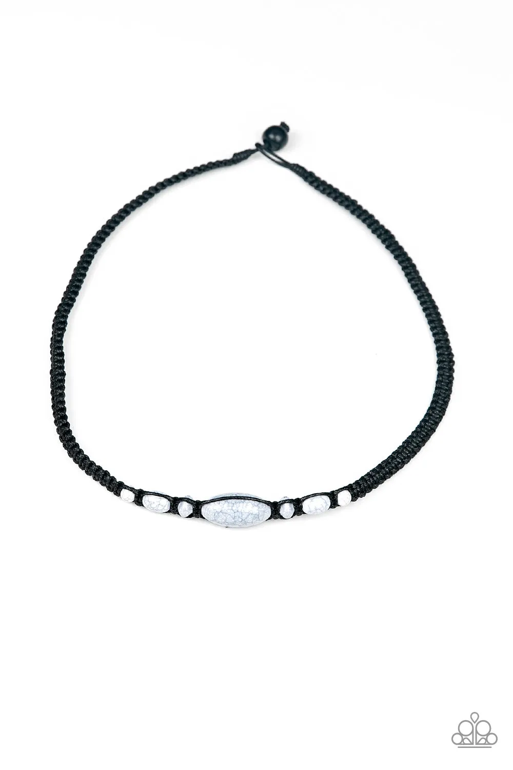 Paparazzi Accessories  - Extra Explorer #M10 Peg - Black Necklace