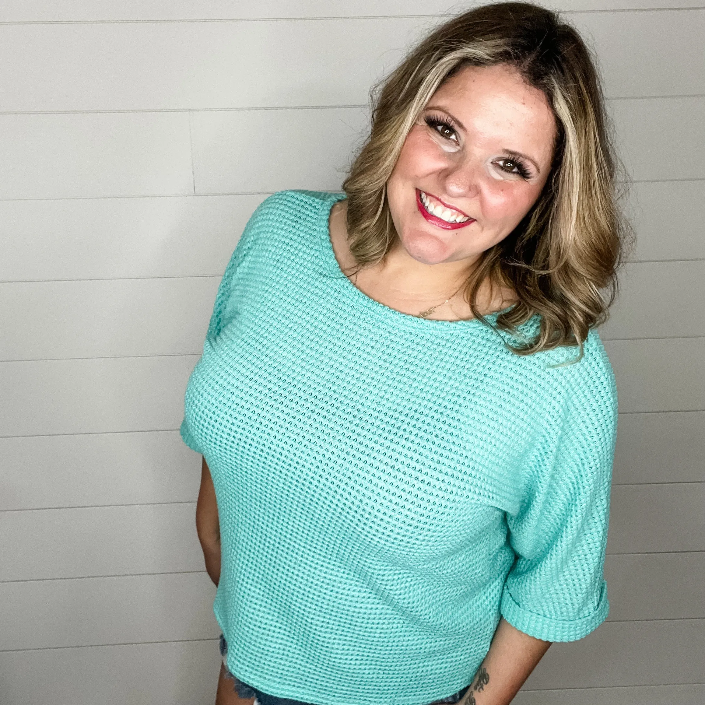 "Honeycutt" Cuffed 3/4 Sleeve Waffle Texture Top (Spearmint)