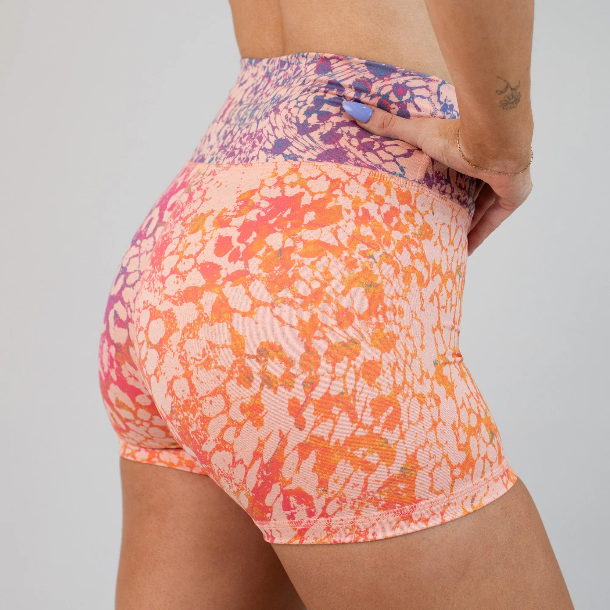 V Waistband Short 3.5" - High Rise